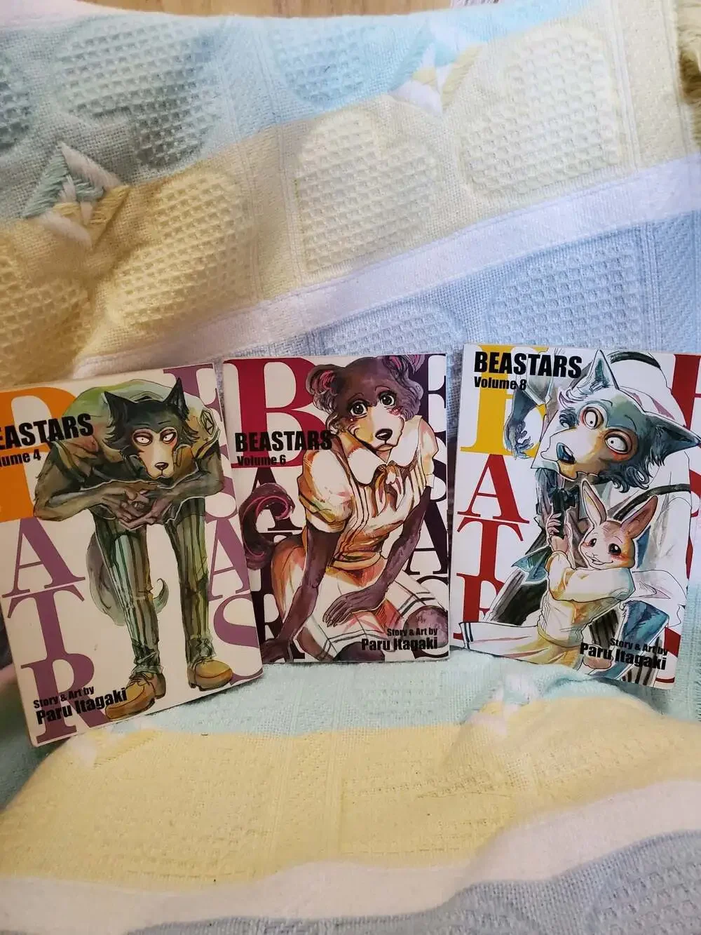 Beastars Manga Lot Volumes 4, 6, and 8 by Paru Itagaki